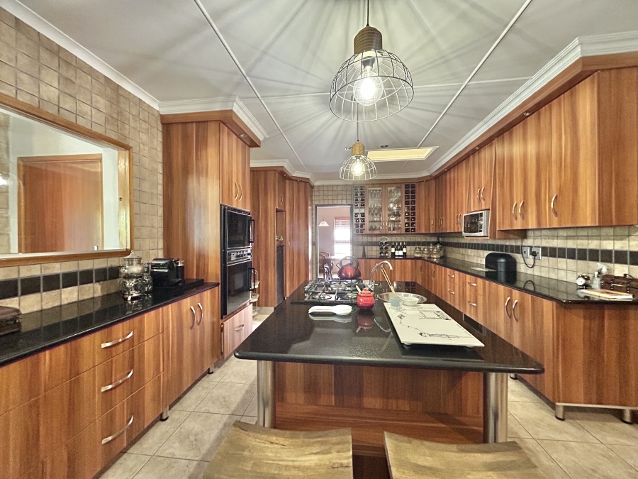 4 Bedroom Property for Sale in Boskloof Eastern Cape